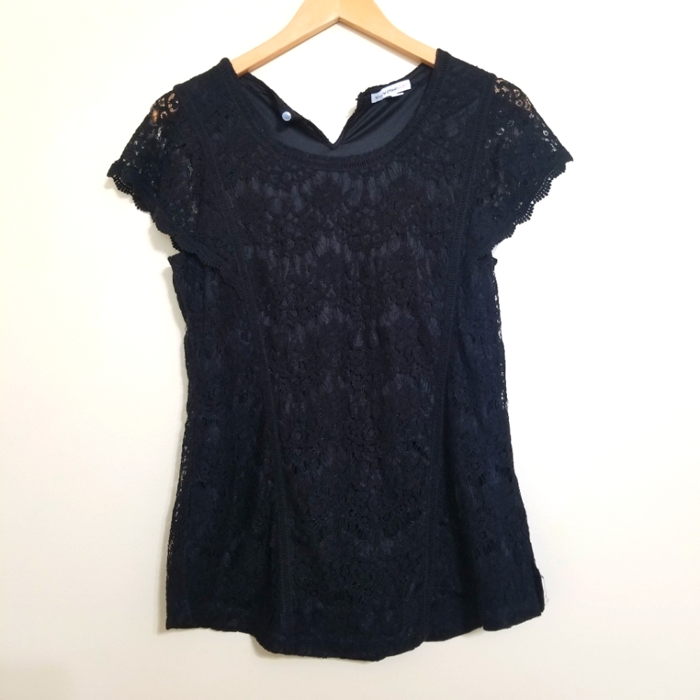 IsaacMizrahi Black Lace Short Sleeve Blouse- Size Small
